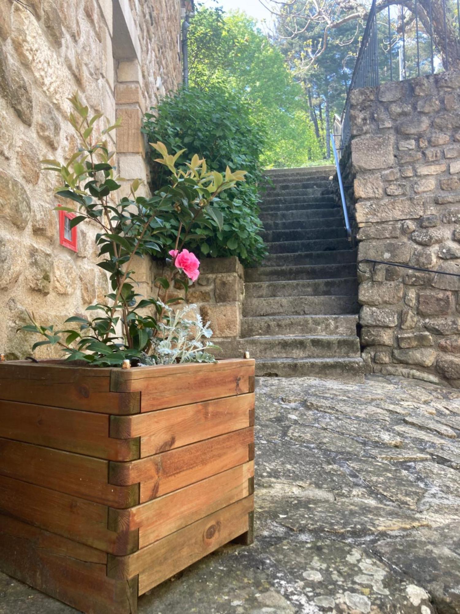 Aux Vieux Arceaux Mercuer Exterior foto